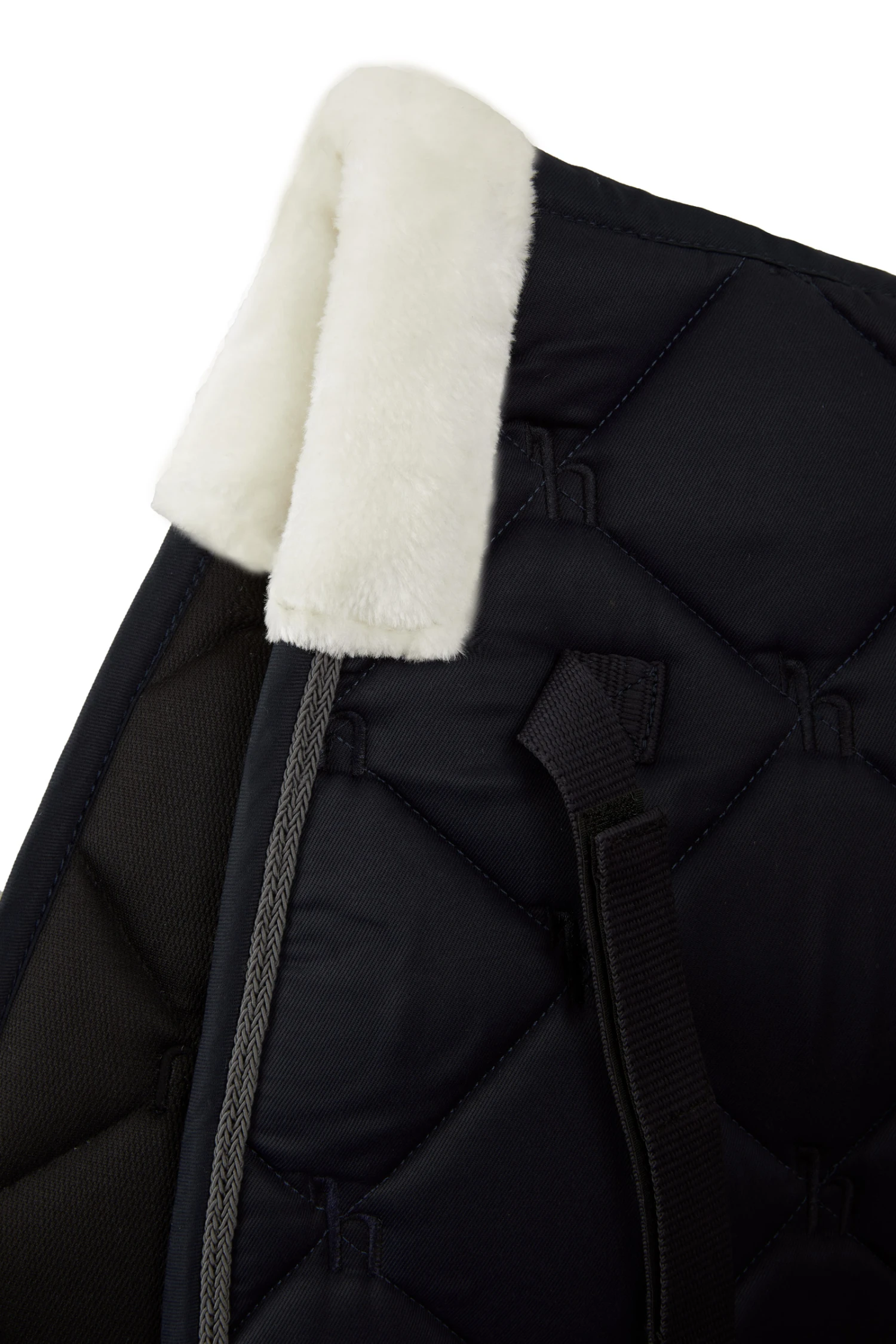 Horze Ghent Dressurschabracke Mit Kunstfell 11 Horze Ghent Dressurschabracke Mit Kunstfell – Bild 11