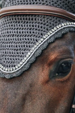 Kentucky Horsewear Stone & Pearl Fliegenmütze Lang -Back on Track Verkäufe 329562 G 3