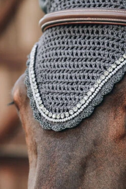 Kentucky Horsewear Stone & Pearl Soundless Fliegenhaube Lang -Back on Track Verkäufe 329944 G 3